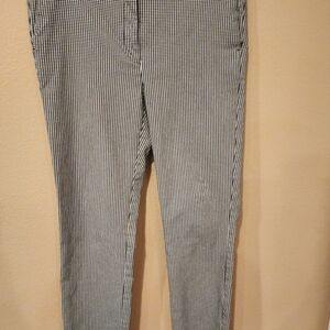 Zara Women's Black and White Checkered Pants